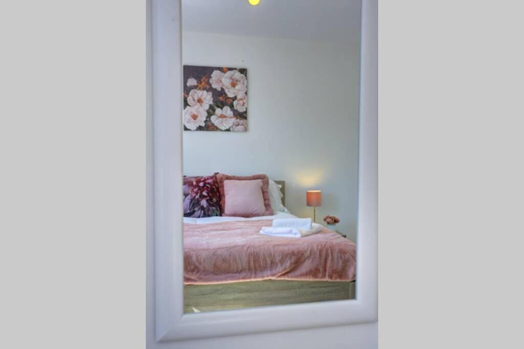 The Stratford Palace Apartment Бирмингам Екстериор снимка