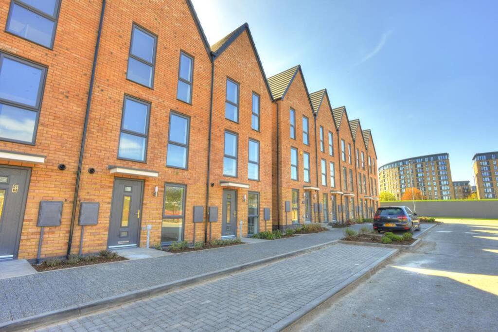 The Stratford Palace Apartment Бирмингам Екстериор снимка