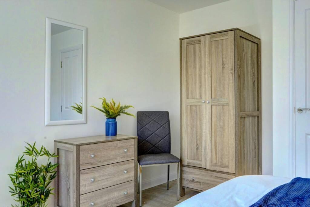 The Stratford Palace Apartment Бирмингам Екстериор снимка